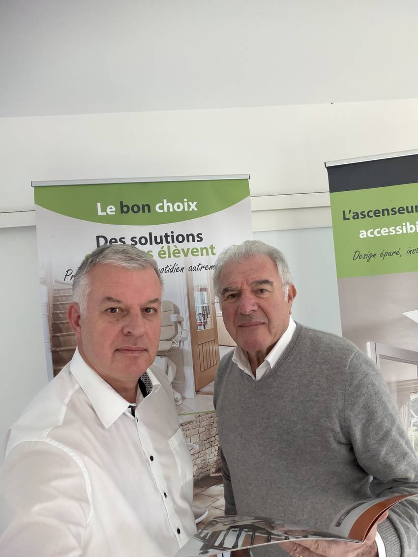 Équipe Stairlift spécialiste des monte-escaliers en Île-de-France, Loiret et Yonne